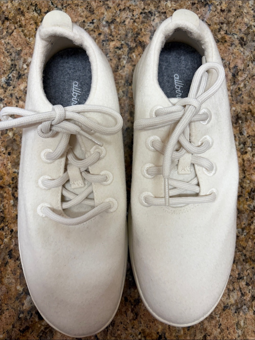 Womens Allbirds wool runners white size 9